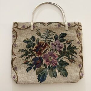 Vintage Floral Tapestry Handbag